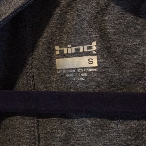 Athletic top - Picture 3 of 6